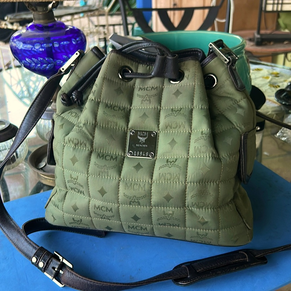 MCM SHOULDER BAG ARMY GREEN BUT BETTER!! EUC.  Bag charm included🫵👨‍🚀